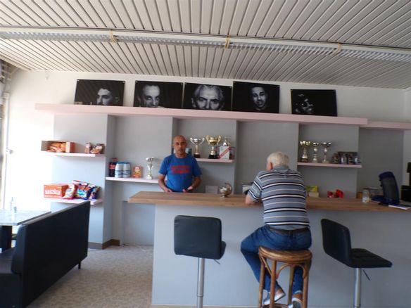 Le bar Chez Mimoun déménage mais reste dans le quartier Saint-Laurent à Cosne-sur-Loire
